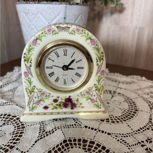 JJI International Porcelain Mantel Desk Clock with Floral Design and Gold Trim